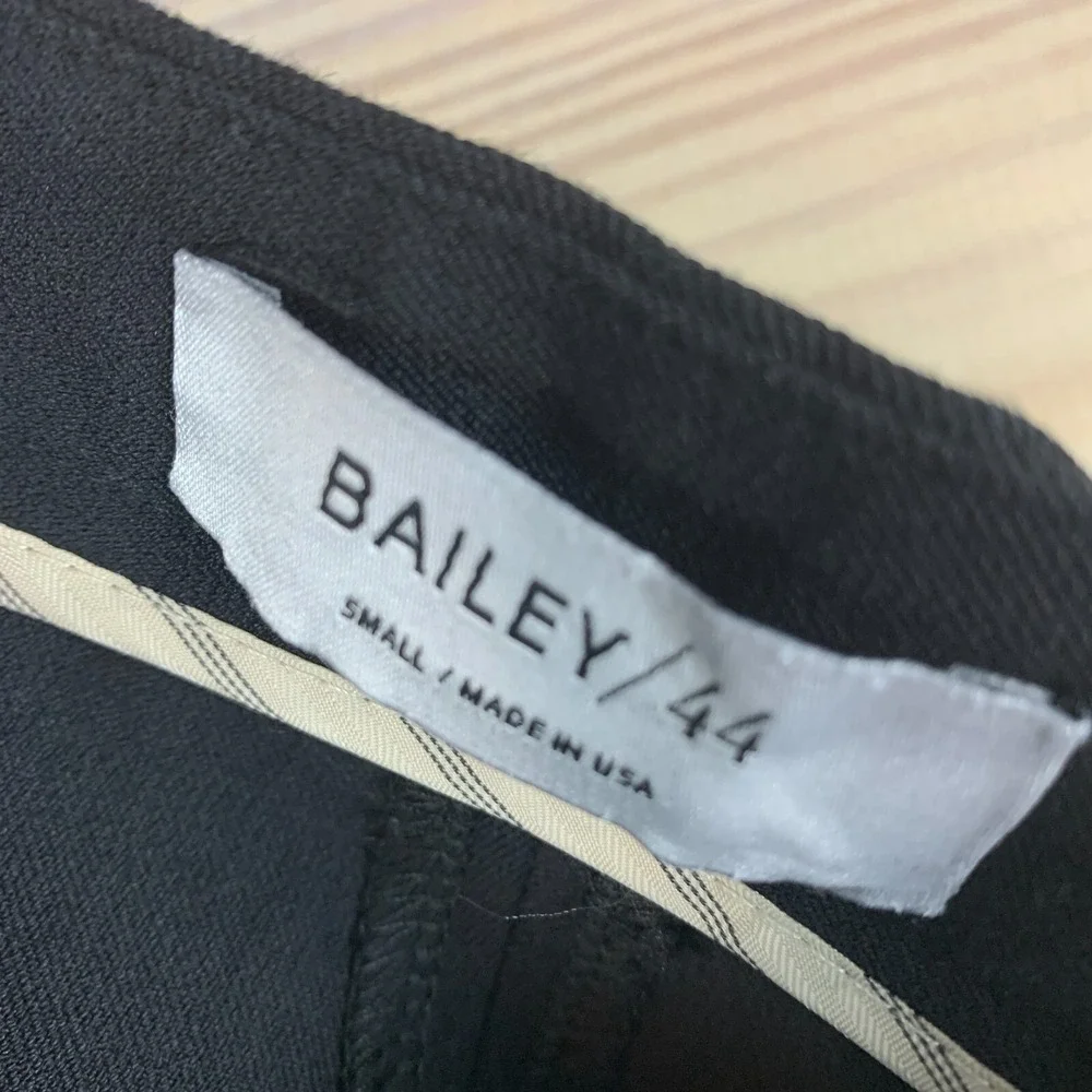 BAILEY 44 Pants‎ Women Small Cropped Straight Black Stretch Career Minimalist